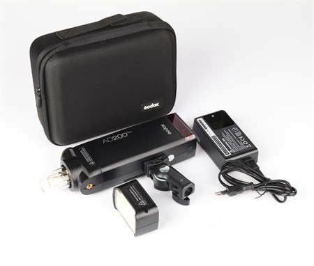 Godox AD200 Pro batteridriven TTL-blixt kit