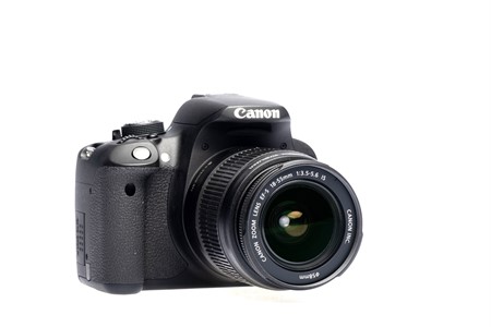 Beg  Canon 700D inkl EF-S 18-55/3,5-5,6 IS