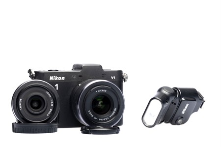 Beg Nikon ONE V1 Kit , 10-30/3,5-5,6+10/2,8 samt SB-N5