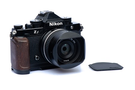 Beg Nikon Zf Svart inkl 40/2,0 SE