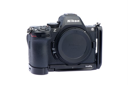 Beg  Nikon Z5 II + L-Bracket