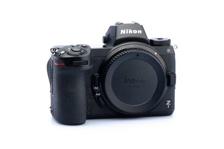 Beg Nikon Z7 Kamerahus